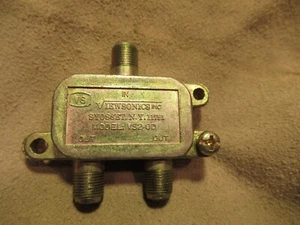 VINTAGE VIEWSONICS INC COAXIAL CABLE  SPLITTER MODEL:VS-OD - Picture 1 of 3
