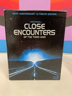 Close Encounters of the Third Kind (Two-Disc Blu-ray 30th Ultimate Edition) - Image 1 of 4
