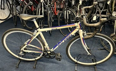 Raleigh Team Sprint Rennrad Shimano 16 Gang STI Schaltung guter Zustand. - Bild 1 von 4