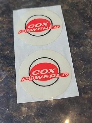 COX Powered Stickers 1/24 Vintage NOS Original 1 1/4" 2 Stickers - Imagem 1 de 3