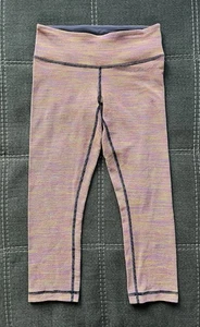 LULULEMON Soft Luon Wunder Under Low Rise Crop Leggings Size 4 Yoga Gym Striped - Picture 1 of 6