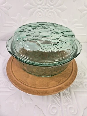Vintage Libbey "Orchard Fruit" Embossed Glass Covered Casserole Dish 3 Quart - Image 1 of 4