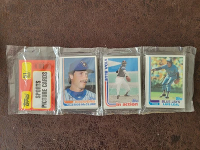 1982 Topps Baseball Unopened Rack Pack - Cal Ripken Jr, Smith RC? Vida Blue - Image 1 of 4