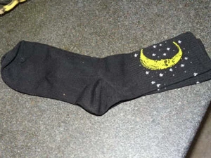 1 x Pair of Moon and Stars Print Cotton Rich Socks - Bild 1 von 2