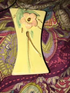 VINTAGE Nelson MCCOY Yellow WILD ROSE VASE PLANTER Cottage Decor Ohio Pottery - Picture 1 of 8