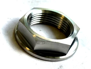 APRILIA TUONO 1100 2015-2022 FRONT AXLE FLANGED NUT TITANIUM M25X1.5X10 R2D4 - Picture 1 of 3