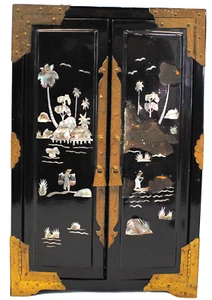 12 x 8 x 6" Chinese Laquer Jewelry box - Brass corners - Picture 1 of 7