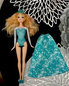 Singende Elsa Frozen Die Eiskönigin-Rock Diadem &Schuhe-ohne Batteriefach Deckel - Bild 1 von 8