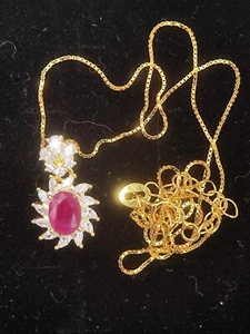 Colgante de plata esterlina con halo de rubí natural rojo con cadena nuevo vendedor del Reino Unido 00610 - Imagen 1 de 7