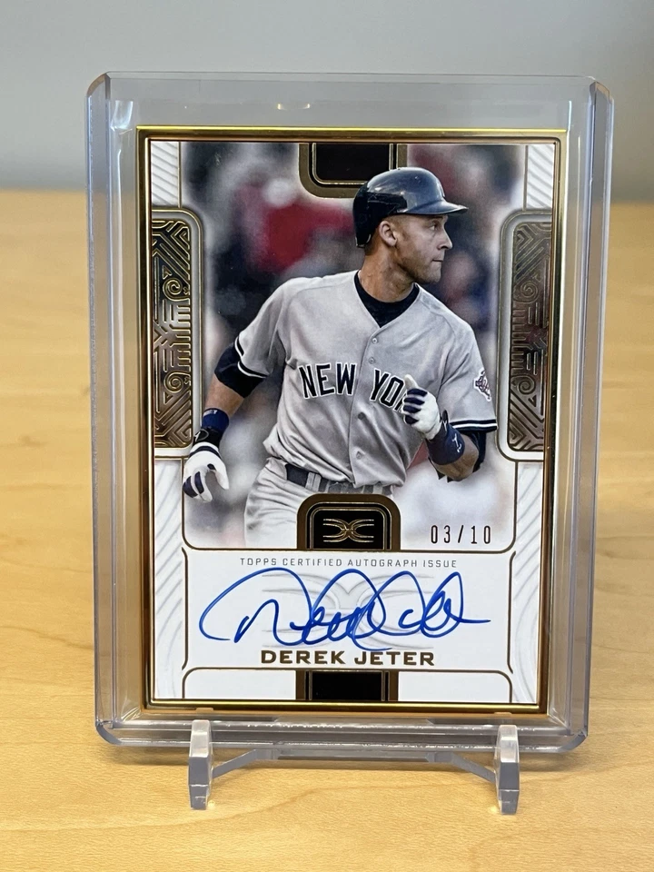 Derek Jeter 2023 Topps Definitivo Enmarcado en Oro Autógrafo/15 Yankees Salón de la Fama Foto 1 de 4