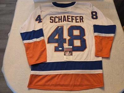 Camiseta personalizada firmada por Matthew Schaefer ISLANDERS CERTIFICADO DE AUTENTICIDAD JSA TALLA XL Foto 1 de 4