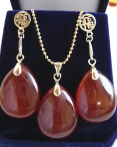 Genuino Red Jade Drop 18KGP Fortune Dangle colgante cadena collar pendientes Set - Imagen 1 de 3