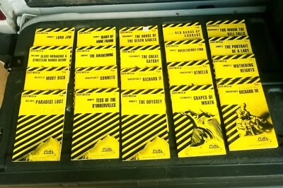 Vtg Lot Of 20 Cliffs NOTES Fitzgerald Shakespeare Twain Hemingway Melville Homer - Image 1 of 4