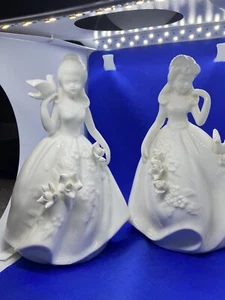 A Pair Of 2 All White porcelain/ceramic Beautiful Ladies - Picture 1 of 7