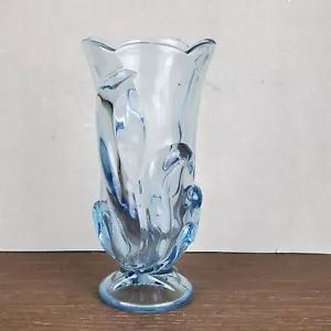 Vaso blu traslucido in vetro Fenton 8,25 pollici anni 80 - Foto 1 di 4