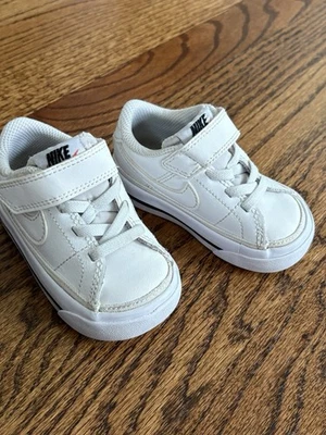 Nike ребенка ясельного возраста суда Legacy кроссовки белый/черный размер 4c - Изображение 1 из 4