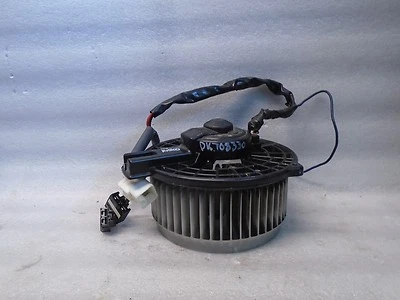 1999-2003 Lexus RX300 Blower Motor Fan W/ Harness OEM DK708330 - Image 1 of 4