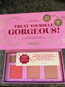 Benefit Treat Yourself! Gorgeous! Eyeshadow And Mini Blush Palette~NIB - Picture 1 of 6
