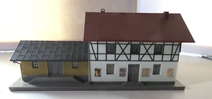 Bauerhof mit Nebengbäude Fachwerk Kibri ? ohne OVP Spur H0 Text beachten - Bild 1 von 7