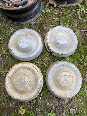 GMC Truck 1955-1959 1/2 tonelada tapacubos juego de 4 tapacubos tapacubos cubierta de rueda algo de óxido Foto 1 de 4