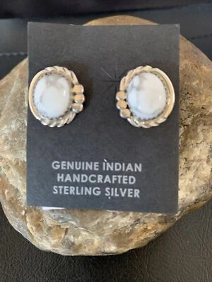 Navajo Sterling Silver White Howlite Oval Earrings 0.5" 13374 - Image 1 of 4