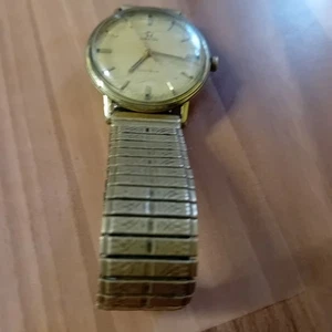 OMEGA Gold plated Vintage Genève Jewel Super Wristwatch Incabloc Swiss Made - Picture 1 of 5
