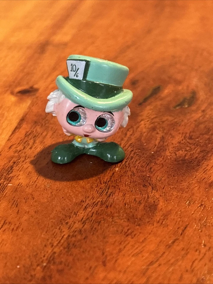 Disney Doorables Early Series Playset Mad Hatter ONLY from Alice in Wonderland - Image 1 of 2