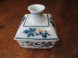 ANTIGUO 1920-30 RARO DISEÑO-FORMA PINTADO A MANO 4" INCIENSO KUTANI-JARRÓN BROTE-JAPÓN - Imagen 1 de 1