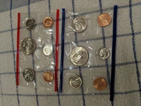 1997 US Mint uncirculated set, 10-coin set, no envelope Cover