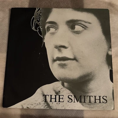 THE SMITHS - Girlfriend In A Coma -  7" Vinyl Single - 1987 RT197 - MORRISSEY - Image 1 of 3