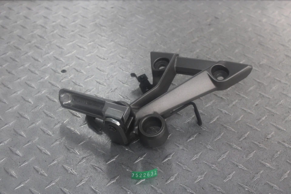 Kawasaki Ninja 300 Ex300A 2013 clavija trasera derecha pasajero 35063-1272 Foto 1 de 4