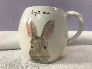 Rae Dunn Osterhase Kaffeebecher Hop on OH3213 - Bild 1 von 5