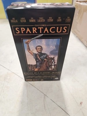 Spartacus VHS Movie Video Tape Laurence Olivier, Kirk Douglas - Image 1 of 4