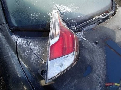 Luz trasera de pasajero Prius C VIN B3 séptimo y octavo dígito compatible con 15-17 PRIUS 1609390 Foto 1 de 4