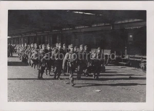 (RB)2024-218, Foto, Gebirgsjäger bei der Ankunft in Narvik Norwegen - Picture 1 of 2