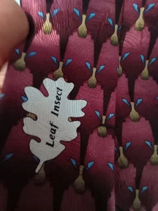 The Nature Conservancy Men's Necktie Tie 100% Silk Red Leaf Insect 62" - Picture 1 of 7