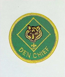 BSA Den Chief Position Patch Green & Yellow Merrowed Edge - Bild 1 von 3