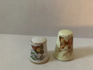 Lotto di 2 ditali farfalla porcellana vintage splendidamente disegnati Giappone anni '80 - Foto 1 di 9
