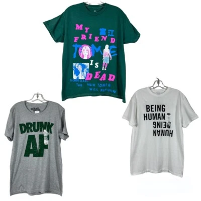 Lote de 3 NUEVAS Camisetas Gráficas Mangas Cortas Hot Topic, Talla Mediana Foto 1 de 4