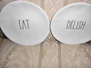 Placas de melamina Rae Dunn "EAT" y "DELISH" 10" - ¡NUEVAS! ¡HAZ OFERTA! - Imagen 1 de 3