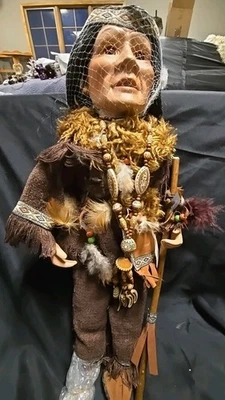 Muñeca de porcelana vintage rara colección Cathay 1-5000, nativo americano masculino Foto 1 de 4