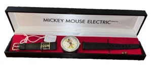 1971 MICKEY MOUSE WATCH WITH CASE & BAND~ TIMEX ELECTRIC~ UNTESTED - Picture 1 of 8
