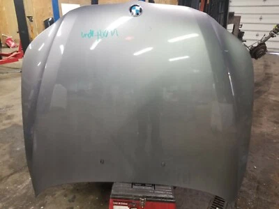 *NO SHIPPING* 2008 BMW 528i E60 HOOD, GRAY (COLOR CODE: A52) FRONT EDGE CHIPPING - Image 1 of 3