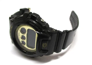 Orologio Uomo Casio G-Shock DW-6900CB 3230 Cinturino Resina Digitale Oro Nero - Foto 1 di 6