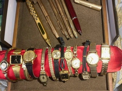 Konvolut, Lot,Sammlung goldf. Armbanduhren+ Kugelschreiber, Füllfeder, Nachlass - Bild 1 von 4