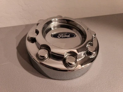 2005-2010 OEM Ford F-250 Super Duty Center Cap #5C34-1A096-PD - Image 1 of 4