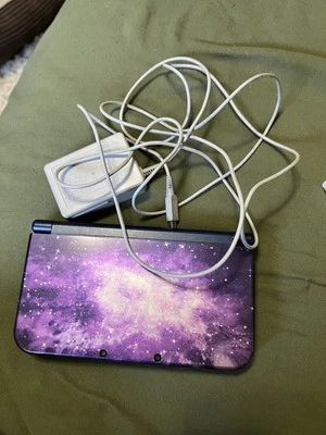 Nintendo 3DS XL Galaxy púrpura edición limitada Foto 1 de 4