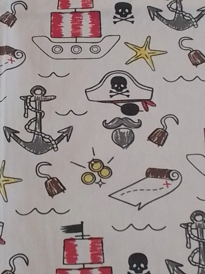 Hoja plana doble Land of Nod Pirate blanca con ancla roja y gancho estampado pirata Foto 1 de 4