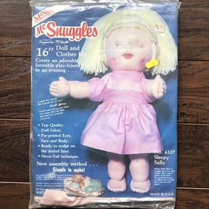 McSnuggles 16" Nr. 6107 Sleepy Sally Puppen- und Kleiderset New Old Stock - Bild 1 von 6