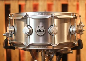 DW 5,5x14 Sammler 1mm dünne Aluminium Snare Drum mit Satin Chrome - DRVM5514SVS - Bild 1 von 6